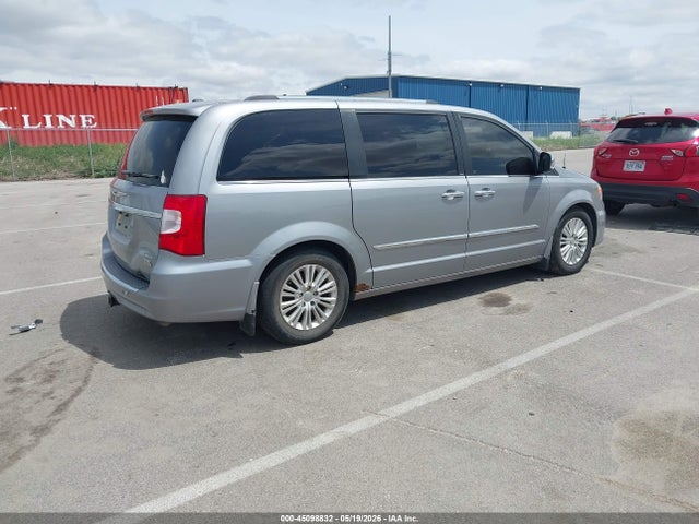 2013 Chrysler Town & Country Limited მანქანა იყიდება აუქციონზე, vin: 2C4RC1GG2DR615975, აუქციონის ნომერი: 45098832