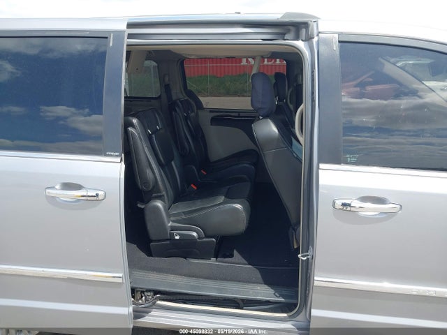 2013 Chrysler Town & Country Limited მანქანა იყიდება აუქციონზე, vin: 2C4RC1GG2DR615975, აუქციონის ნომერი: 45098832