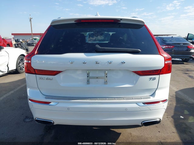 2021 Volvo Xc60 T5 Inscription მანქანა იყიდება აუქციონზე, vin: YV4102DL9M1701282, აუქციონის ნომერი: 45098833