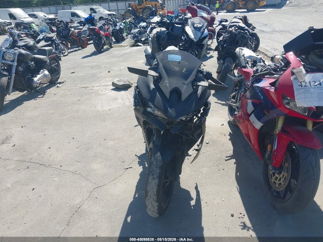 45098838 :رقم المزاد ، ML5EXGG11TDA75650 vin ، 2026 Kawasaki Ex500 مزاد بيع