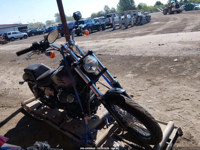 45098845 :رقم المزاد ، 1HD1GXM10HC318883 vin ، 2017 Harley-davidson Fxdb Dyna Street Bob مزاد بيع