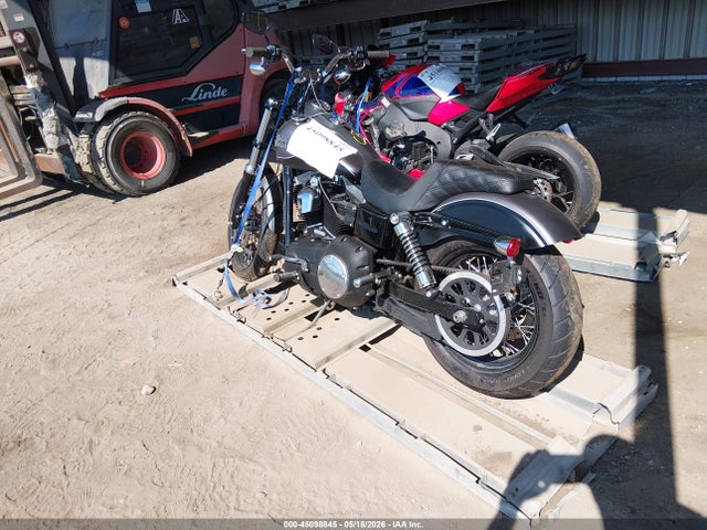 45098845 :رقم المزاد ، 1HD1GXM10HC318883 vin ، 2017 Harley-davidson Fxdb Dyna Street Bob مزاد بيع