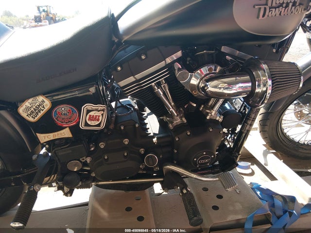 45098845 :رقم المزاد ، 1HD1GXM10HC318883 vin ، 2017 Harley-davidson Fxdb Dyna Street Bob مزاد بيع