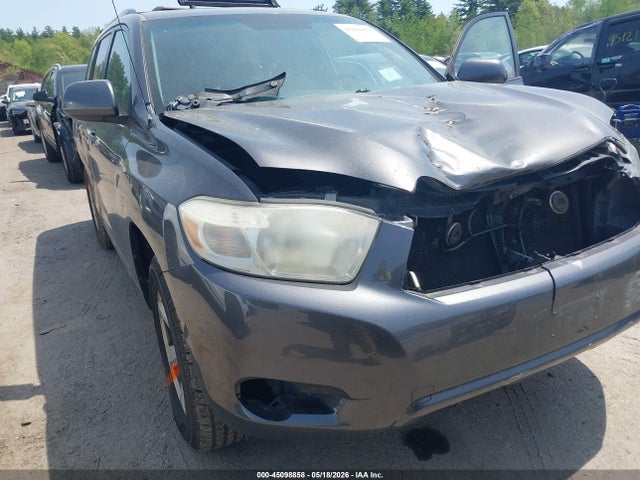 45098858 :رقم المزاد ، 5TDBK3EH0AS003384 vin ، 2010 Toyota Highlander Base V6 مزاد بيع