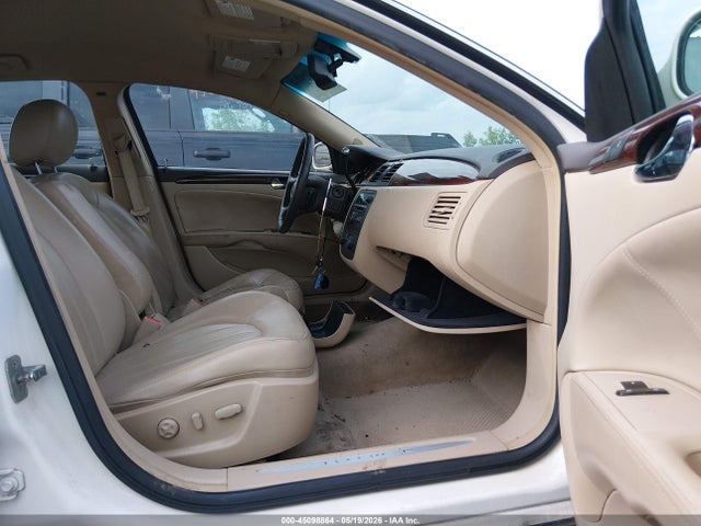 45098864 :رقم المزاد ، 1G4HC5EM6BU113848 vin ، 2011 Buick Lucerne Cxl مزاد بيع
