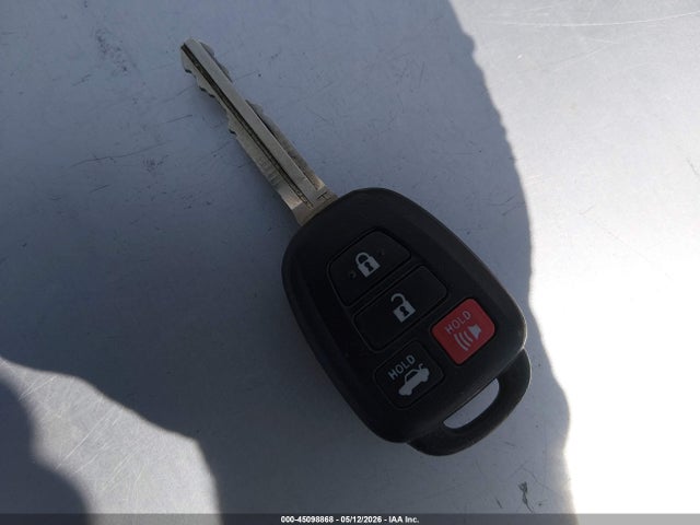 Toyota COROLLA LE 2018 2T1BURHE3JC041425 Image 11