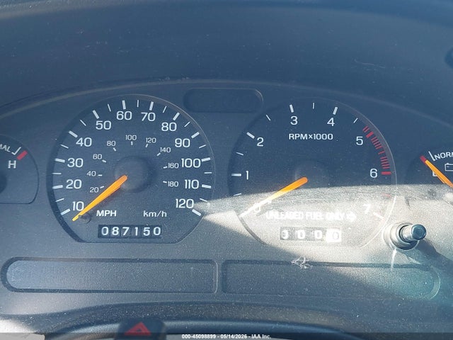 45098899 :رقم المزاد ، 1FAFP4041WF235194 vin ، 1998 Ford Mustang مزاد بيع