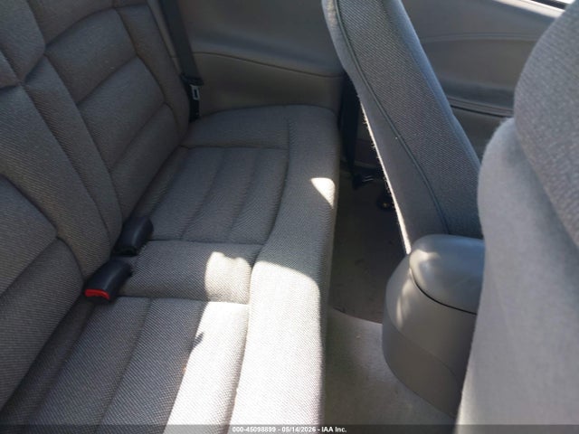 45098899 :رقم المزاد ، 1FAFP4041WF235194 vin ، 1998 Ford Mustang مزاد بيع