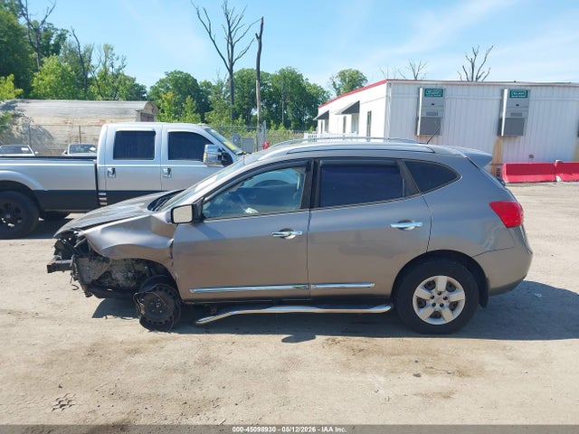 45098930 :رقم المزاد ، JN8AS5MV3FW770141 vin ، 2015 Nissan Rogue Select S مزاد بيع