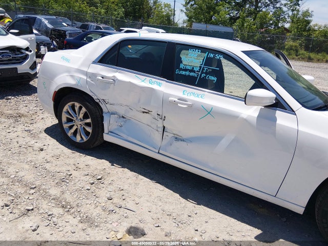 Продаж на аукціоні авто 2019 Chrysler 300 Touring L Awd, vin: 2C3CCARG6KH578262, номер лоту: 45098932