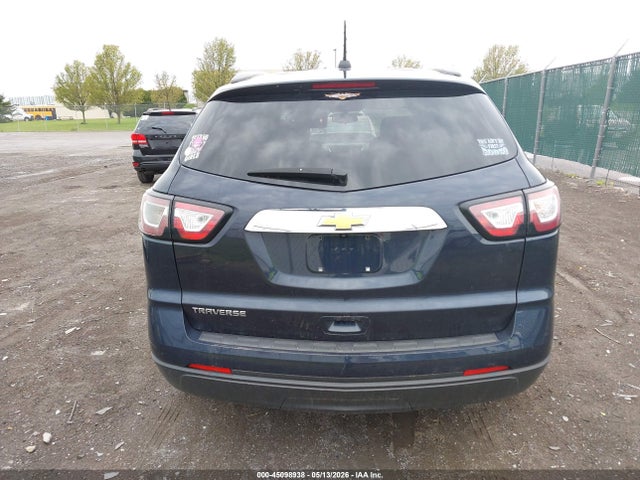 Продажа на аукционе авто 2017 Chevrolet Traverse Ls, vin: 1GNKRFKD2HJ149198, номер лота: 45098938