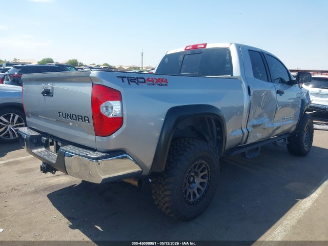 5TFUY5F14HX654719 Toyota Tundra Sr5 5.7l V8