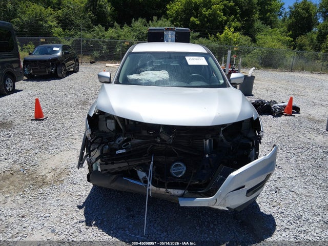 Продажа на аукционе авто 2018 Nissan Rogue S, vin: 5N1AT2MT4JC733398, номер лота: 45098957
