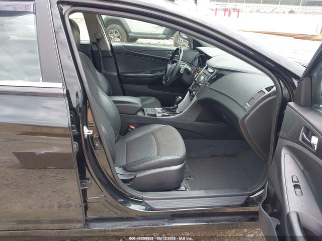 45098959 :رقم المزاد ، 5NPEC4AC8DH531680 vin ، 2013 Hyundai Sonata Se مزاد بيع