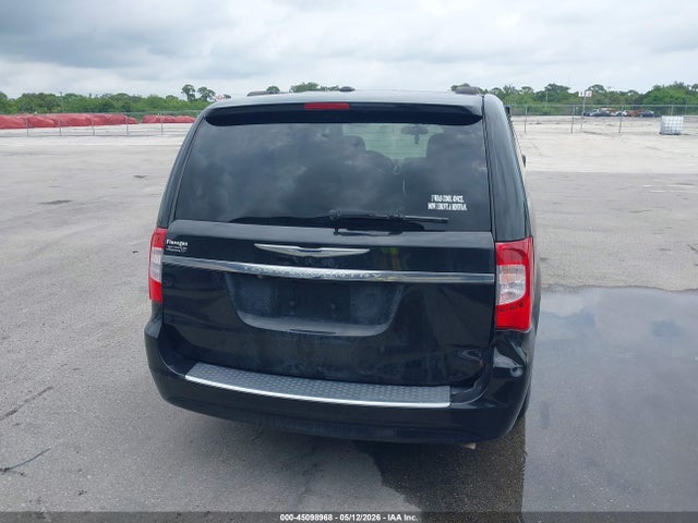 45098968 :رقم المزاد ، 2C4RC1BG4GR190402 vin ، 2016 Chrysler Town & Country Touring مزاد بيع