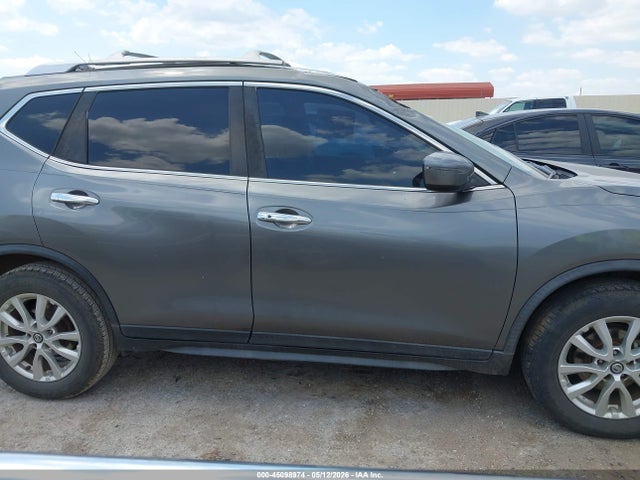 JN8AT2MT3HW132131 Nissan ROGUE SV