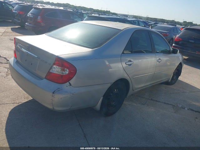 Продаж на аукціоні авто 2004 Toyota Camry Le, vin: 4T1BE32KX4U334234, номер лоту: 45098979