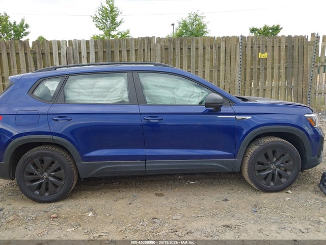 Продажа на аукционе авто 2022 Volkswagen Taos 1.5t S, vin: 3VVAX7B23NM046001, номер лота: 45098980
