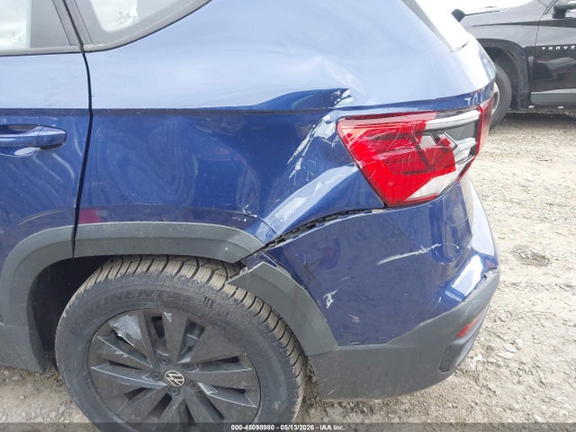 Продажа на аукционе авто 2022 Volkswagen Taos 1.5t S, vin: 3VVAX7B23NM046001, номер лота: 45098980