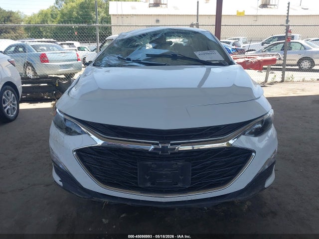 1G1ZG5ST7MF061834 Chevrolet Malibu Fwd Rs