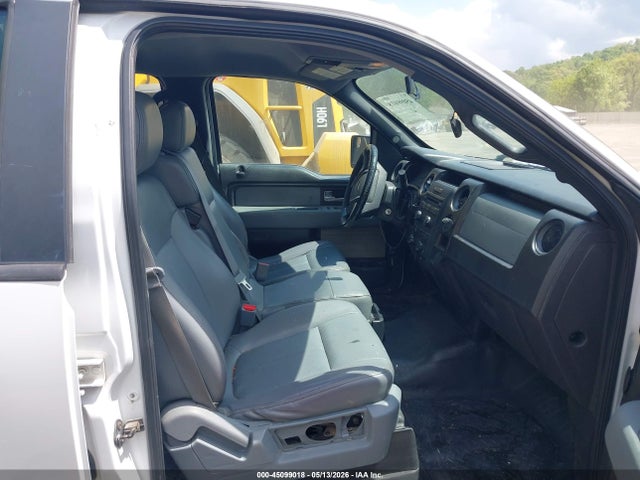 45099018 :رقم المزاد ، 1FTFW1CF8DFC13716 vin ، 2013 Ford F-150 Xl مزاد بيع