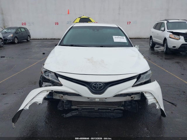 Toyota CAMRY LE 2018 4T1B11HK0JU630107 Image 13