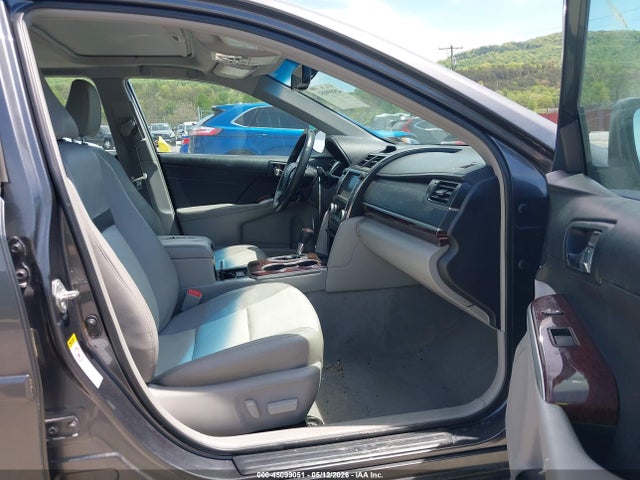 2013 Toyota Camry Xle V6 მანქანა იყიდება აუქციონზე, vin: 4T1BK1FK7DU527464, აუქციონის ნომერი: 45099051