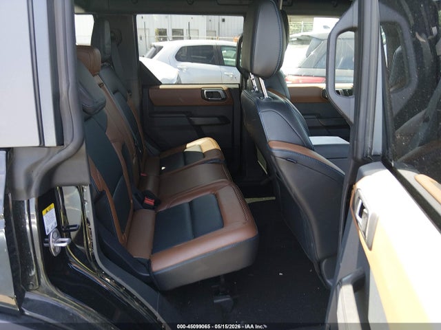 Продажа на аукционе авто 2024 Ford Bronco Outer Banks, vin: 1FMEE8BP9RLA84729, номер лота: 45099065
