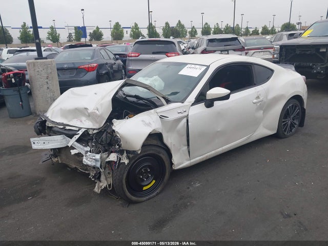 45099171 :رقم المزاد ، JF1ZNAA17D2725066 vin ، 2013 Scion Fr-s مزاد بيع