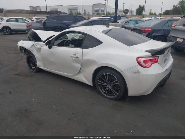 45099171 :رقم المزاد ، JF1ZNAA17D2725066 vin ، 2013 Scion Fr-s مزاد بيع