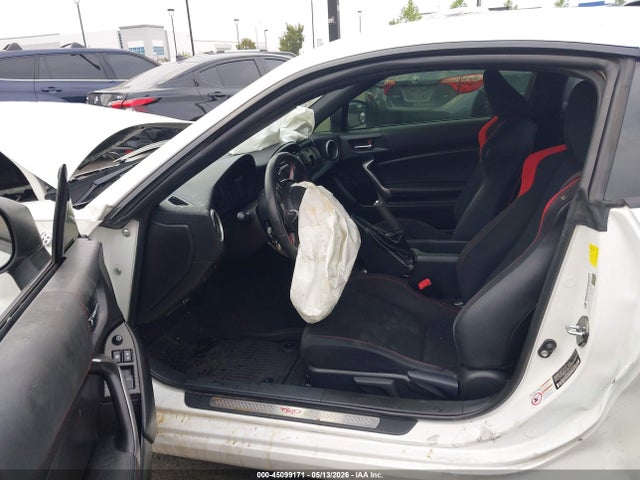 45099171 :رقم المزاد ، JF1ZNAA17D2725066 vin ، 2013 Scion Fr-s مزاد بيع