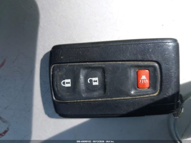 2005 Toyota Prius მანქანა იყიდება აუქციონზე, vin: JTDKB20UX53008310, აუქციონის ნომერი: 45099182