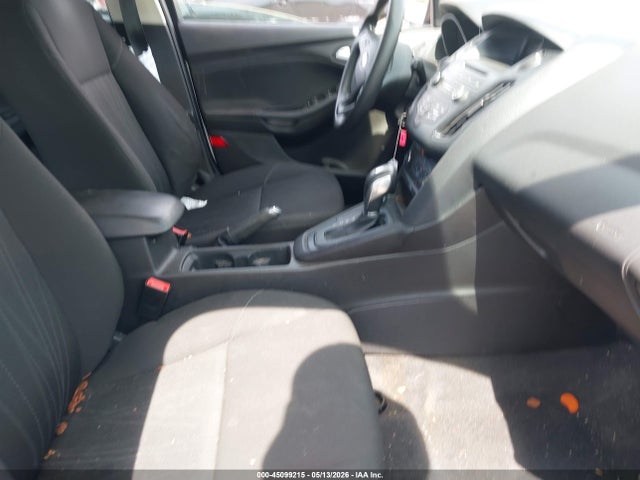 2015 Ford Focus Se მანქანა იყიდება აუქციონზე, vin: 1FADP3K29FL312215, აუქციონის ნომერი: 45099215