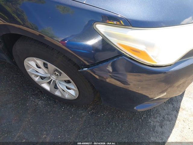 2016 Toyota Camry Le მანქანა იყიდება აუქციონზე, vin: 4T1BF1FK4GU998755, აუქციონის ნომერი: 45099217