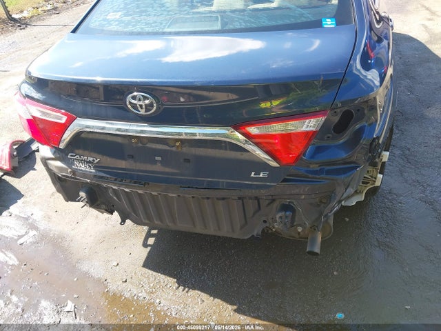 2016 Toyota Camry Le მანქანა იყიდება აუქციონზე, vin: 4T1BF1FK4GU998755, აუქციონის ნომერი: 45099217