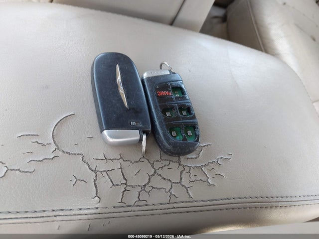 Продаж на аукціоні авто 2013 Chrysler 300c, vin: 2C3CCAET4DH680410, номер лоту: 45099219