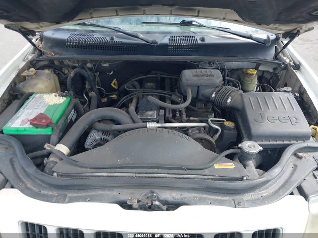 2004 Jeep Grand Cherokee Laredo მანქანა იყიდება აუქციონზე, vin: 1J4GX48S74C205644, აუქციონის ნომერი: 45099256