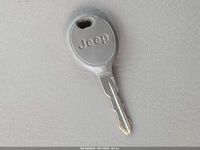 2004 Jeep Grand Cherokee Laredo მანქანა იყიდება აუქციონზე, vin: 1J4GX48S74C205644, აუქციონის ნომერი: 45099256