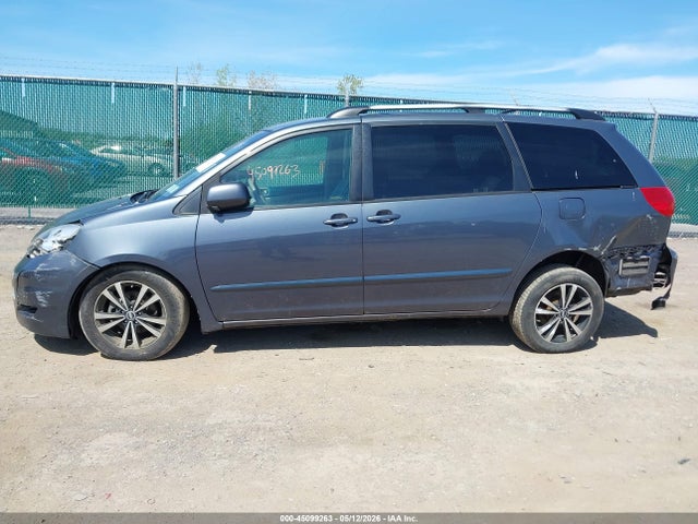 45099263 :رقم المزاد ، 5TDBK22C28S015288 vin ، 2008 Toyota Sienna Xle مزاد بيع