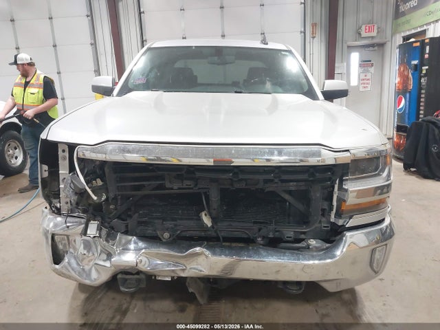 45099282 :رقم المزاد ، 3GCUKRECXJG238745 vin ، 2018 Chevrolet Silverado 1500 1lt مزاد بيع