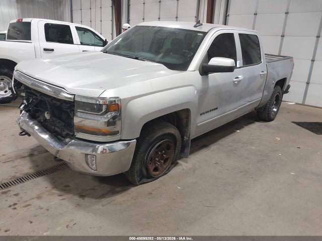 45099282 :رقم المزاد ، 3GCUKRECXJG238745 vin ، 2018 Chevrolet Silverado 1500 1lt مزاد بيع