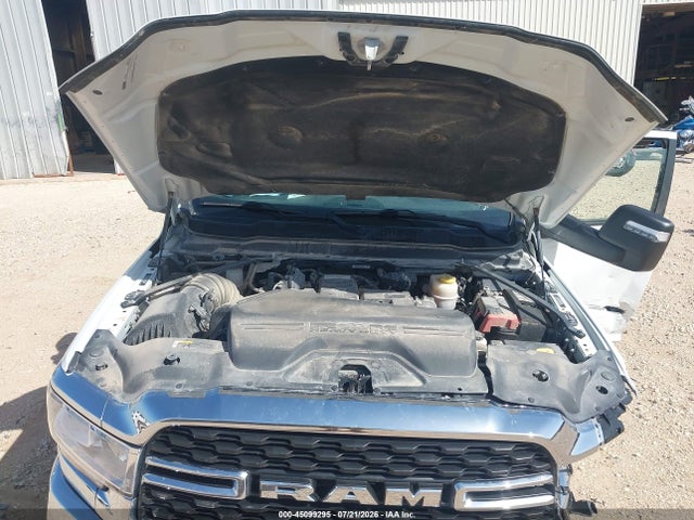 45099295 :رقم المزاد ، 3C63R3HL8PG604265 vin ، 2023 Ram 3500 Big Horn  4x4 8' Box مزاد بيع