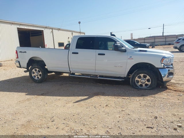 45099295 :رقم المزاد ، 3C63R3HL8PG604265 vin ، 2023 Ram 3500 Big Horn  4x4 8' Box مزاد بيع