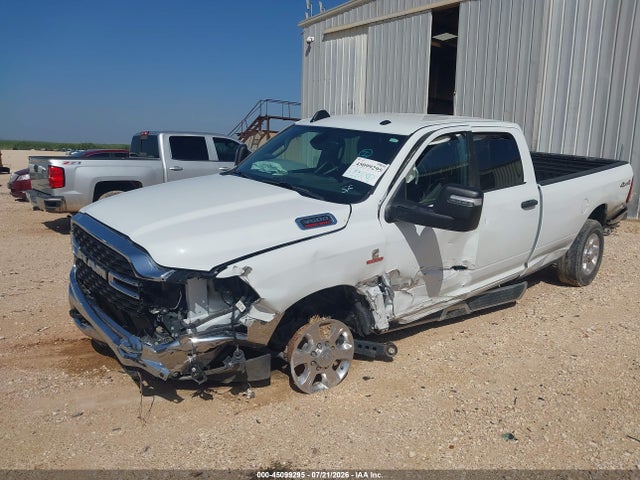 45099295 :رقم المزاد ، 3C63R3HL8PG604265 vin ، 2023 Ram 3500 Big Horn  4x4 8' Box مزاد بيع