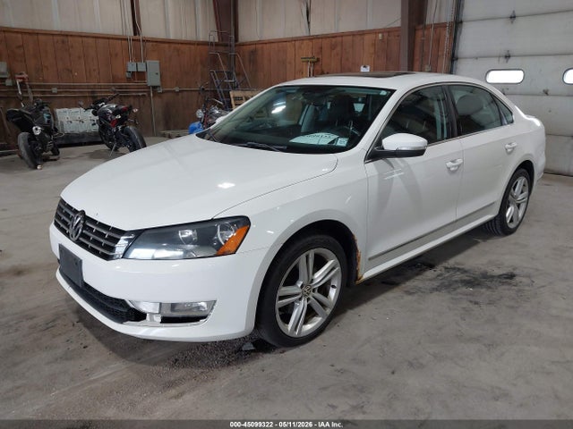 45099322 :رقم المزاد ، 1VWCN7A38DC101076 vin ، 2013 Volkswagen Passat 2.0l Tdi Sel Premium مزاد بيع