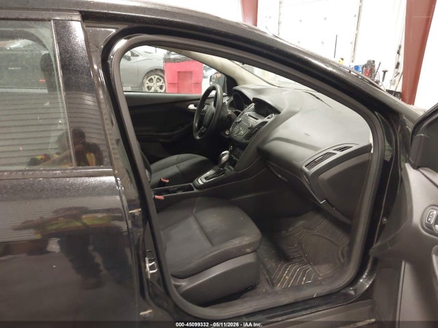 Продаж на аукціоні авто 2015 Ford Focus Se, vin: 1FADP3F24FL306137, номер лоту: 45099332