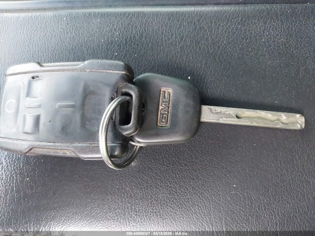 45099357 :رقم المزاد ، 1GKS2FKC5GR272163 vin ، 2016 Gmc Yukon Xl Sle مزاد بيع