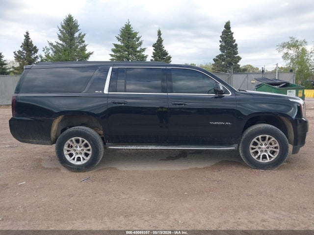 45099357 :رقم المزاد ، 1GKS2FKC5GR272163 vin ، 2016 Gmc Yukon Xl Sle مزاد بيع