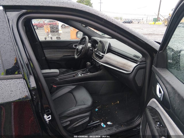 Auction sale of the 2025 Jeep Compass Latitude 4x4, vin: 3C4NJDBN8ST598475, lot number: 45099360