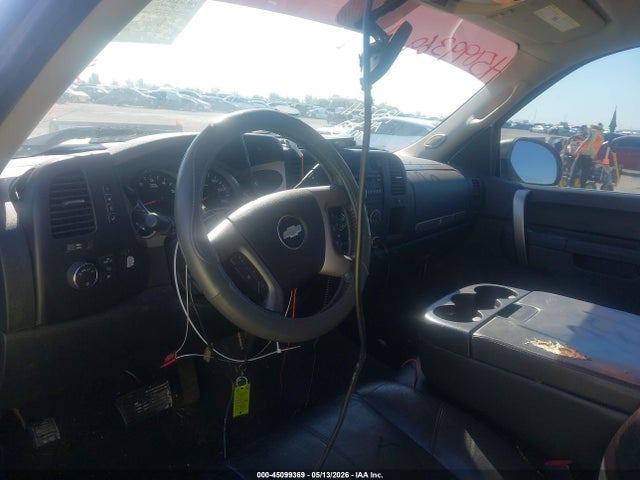 2011 Chevrolet Silverado 1500 Lt მანქანა იყიდება აუქციონზე, vin: 3GCPCSE03BG326187, აუქციონის ნომერი: 45099369